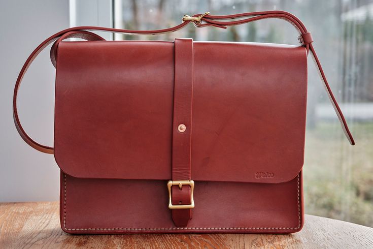 Minimalist Messenger product